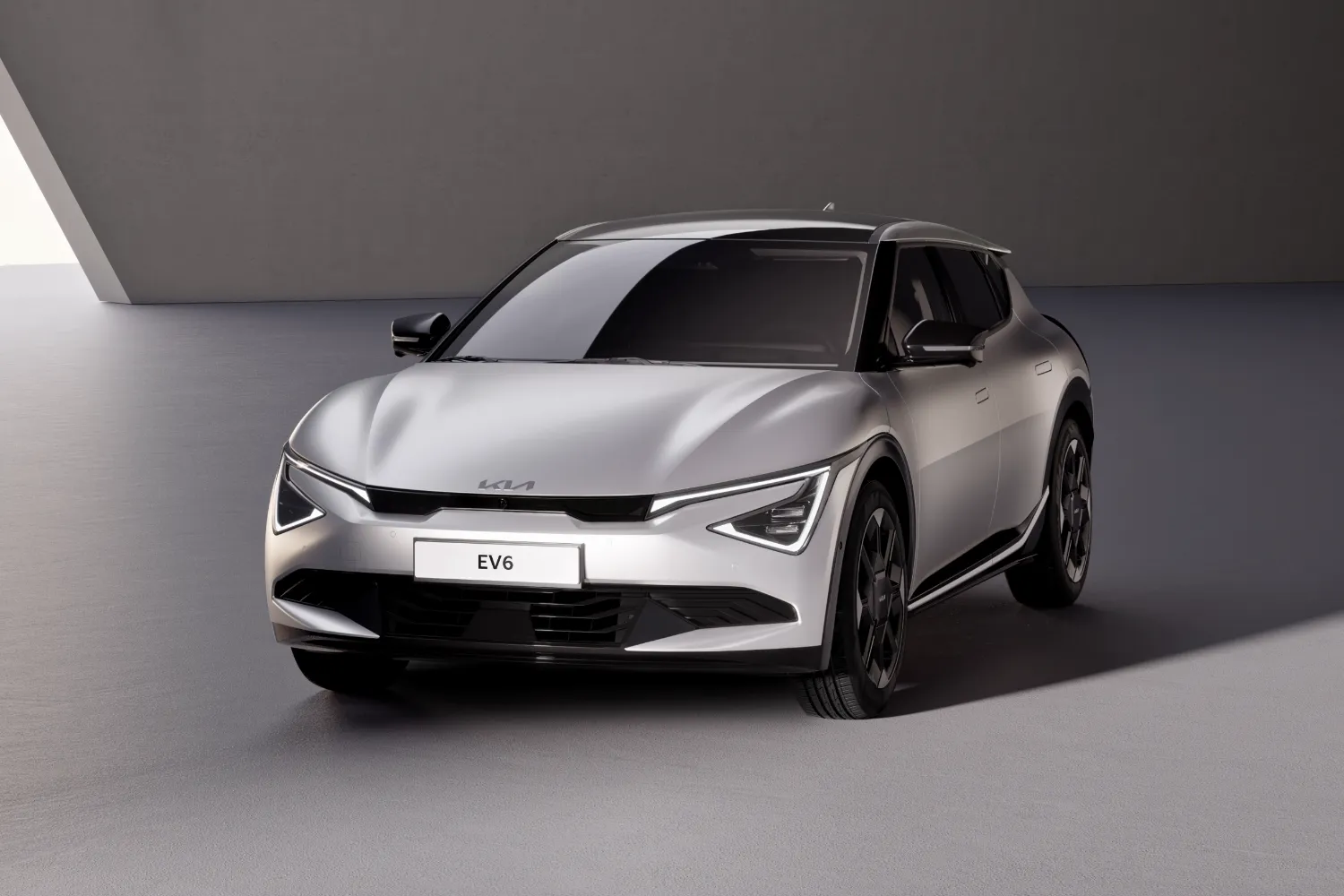 기아, 모든 트림 기본 항목에 안전 기능 추가한 The 2027 EV6 계약 시작